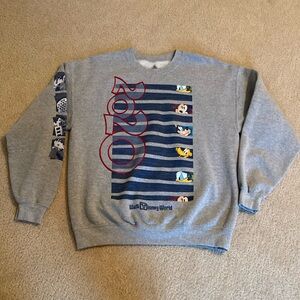 Walt Disney World 2020 Sweatshirt, Size Latge